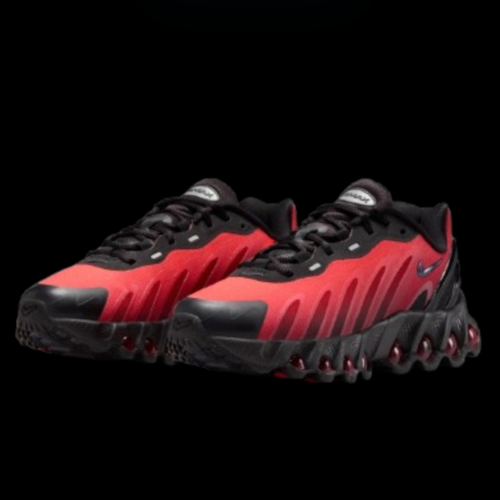 Nike Air Max DN8 Running Womens Size 8/Kids 6.5Y Red Black Bright Crimson